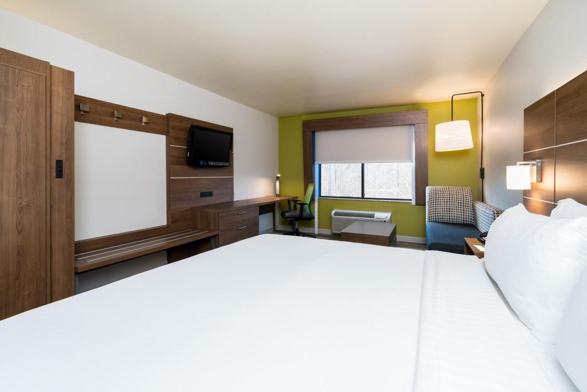 Holiday Inn Express & Suites Rocky Mount Smith Mountain Lake By Ihg Kültér fotó