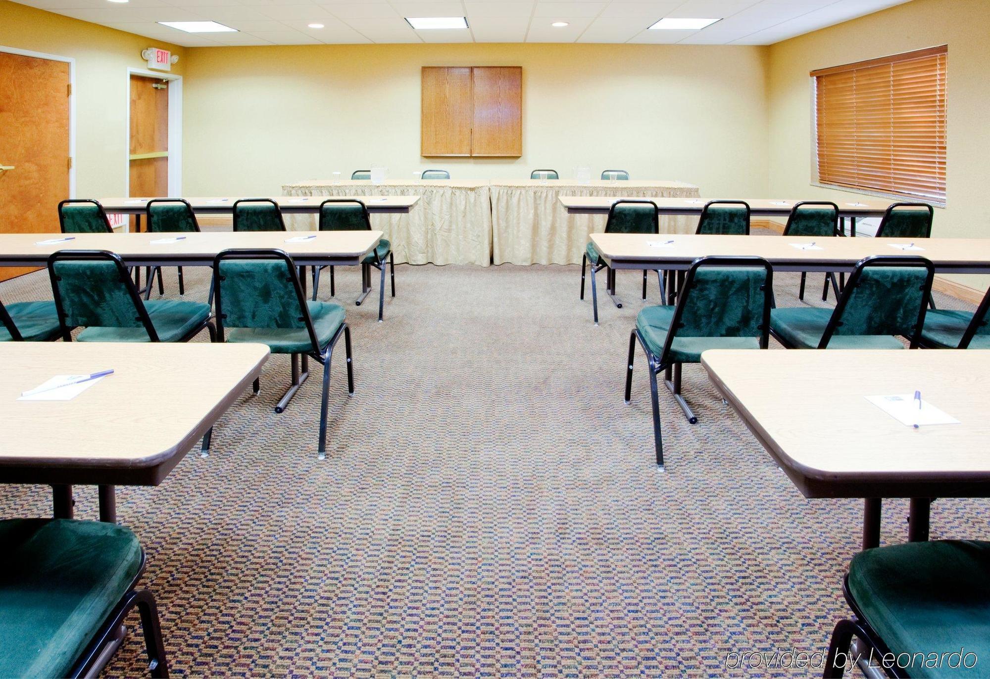 Holiday Inn Express & Suites Rocky Mount Smith Mountain Lake By Ihg Létesítmények fotó